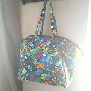 🦚Retired XL Vera Bradley Tote Rare